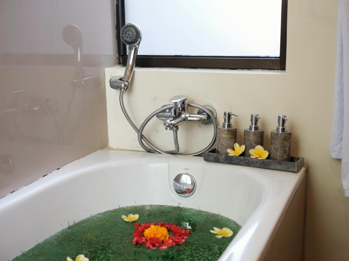 Suarsena Bisma Hotel Ubud  Exterior photo